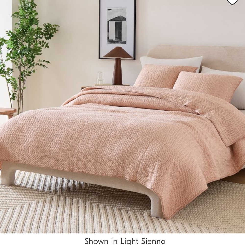 West Elm Reflections Matelasse quilt king light sienna
